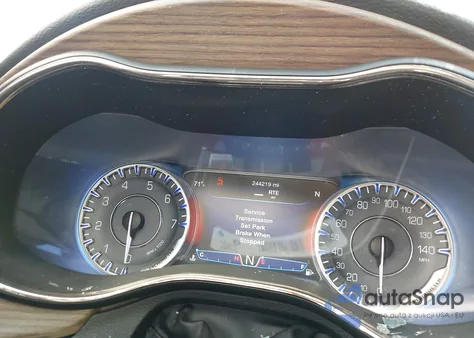 2015 Chrysler 200 C из США, поврежденный, VIN 1C3CCCEG8FN636659